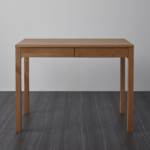 子供から大人まで使える天然木無垢材のシンプルな学習机 - 机